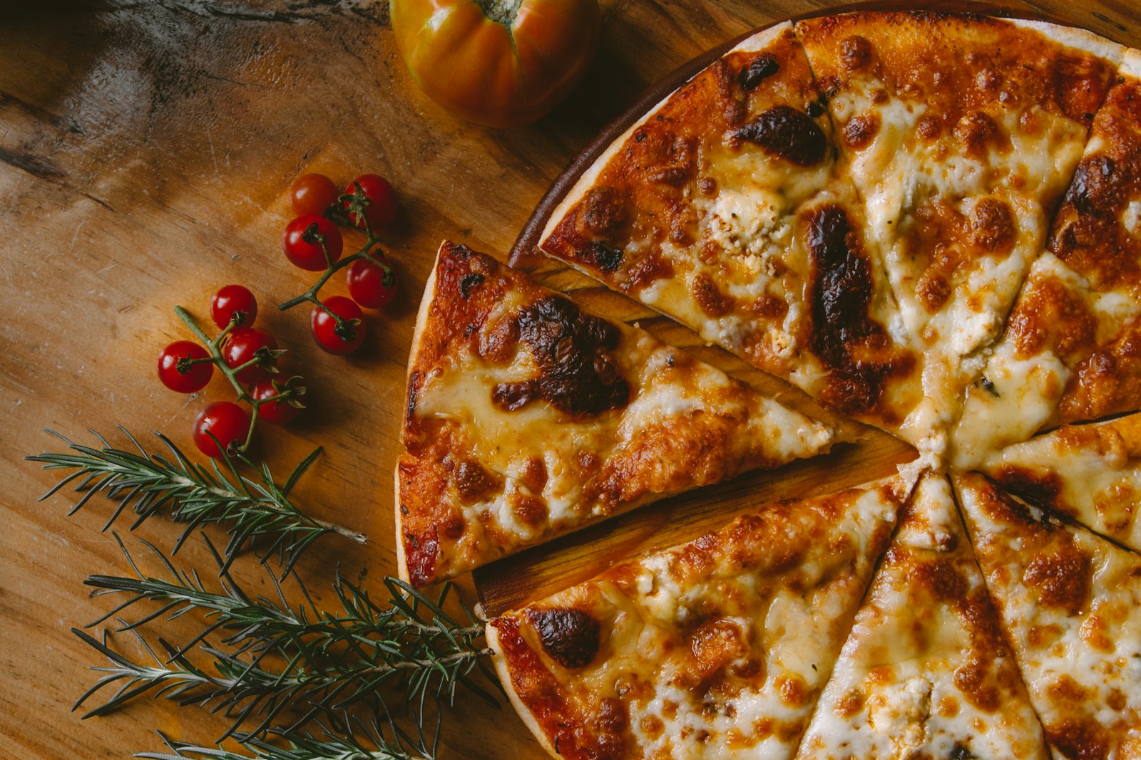 Pizza artesanal na Pizzaria Forno Rosso